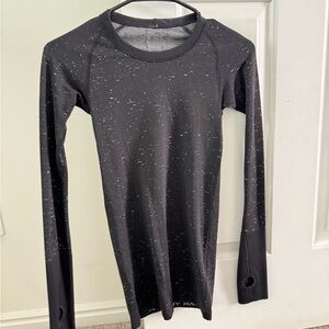 lululemon athletica Black Speckled Long Sleeve Top